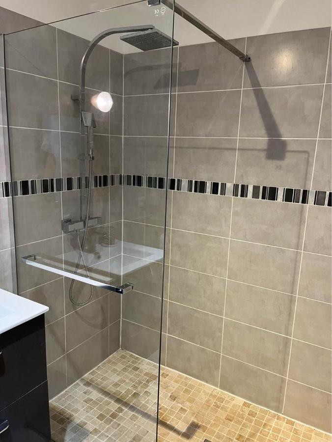 Superbe Appartement Au Bord De Plage Cros De Cagnes Luaran gambar